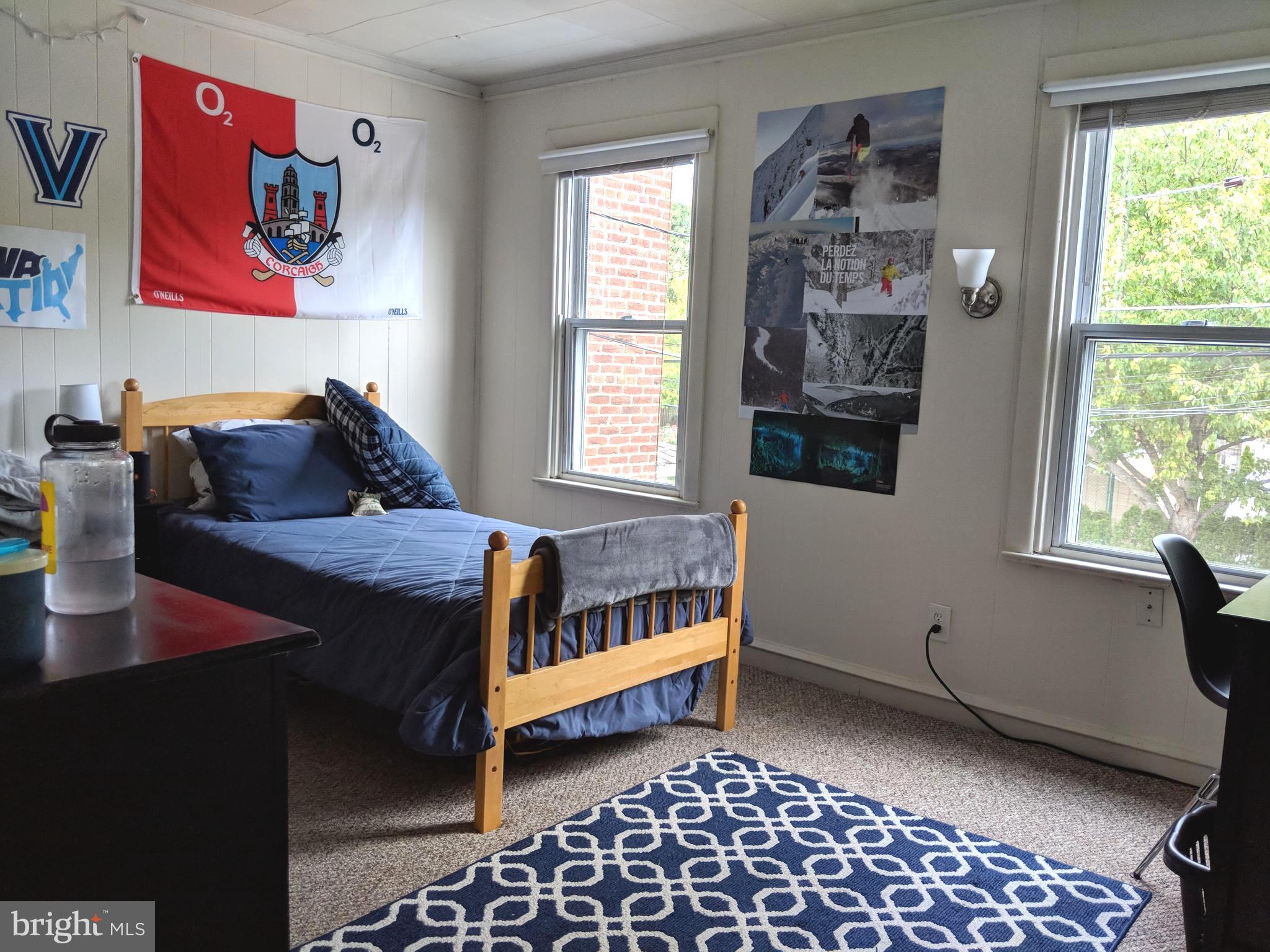 728 W RAILROAD AVENUE