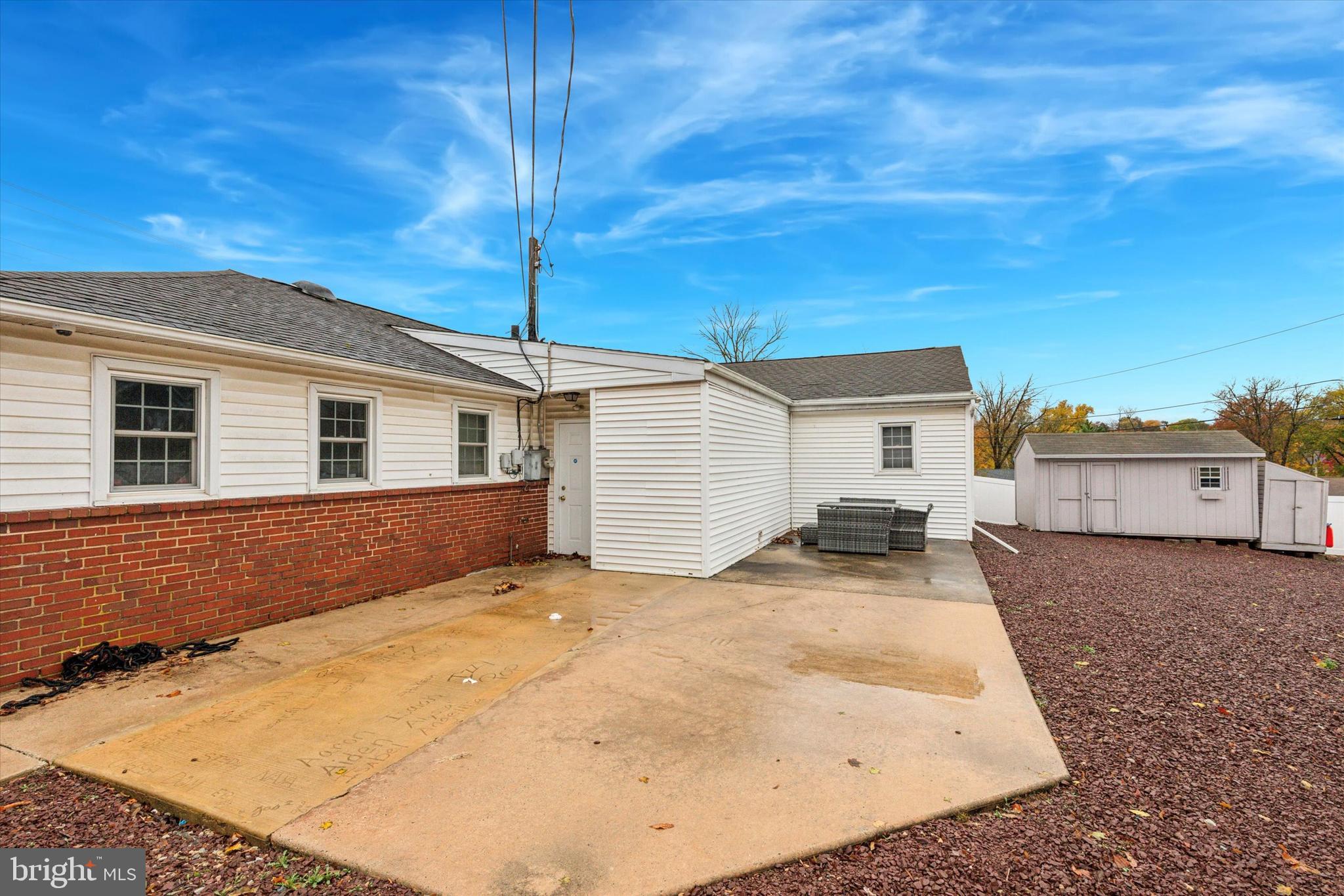 239 W GERMANTOWN PIKE