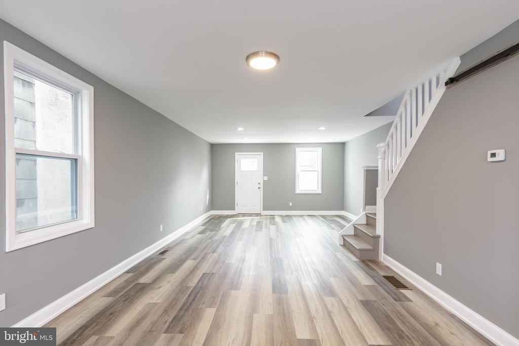 454 OLD ELM STREET