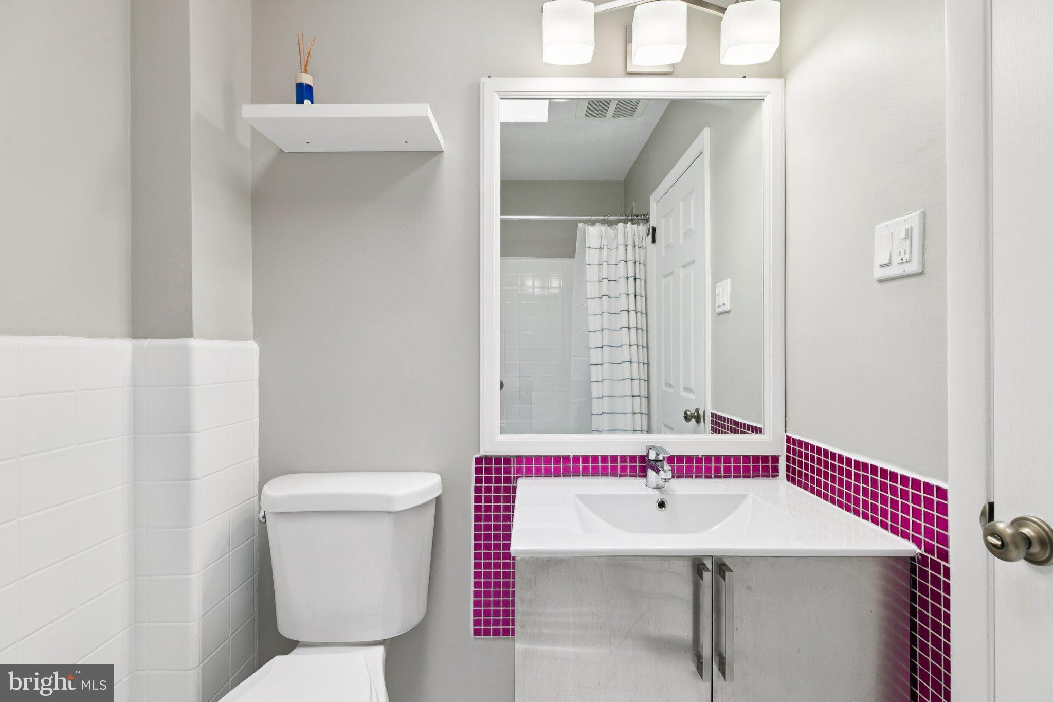 1304 GAINSBORO CIRCLE