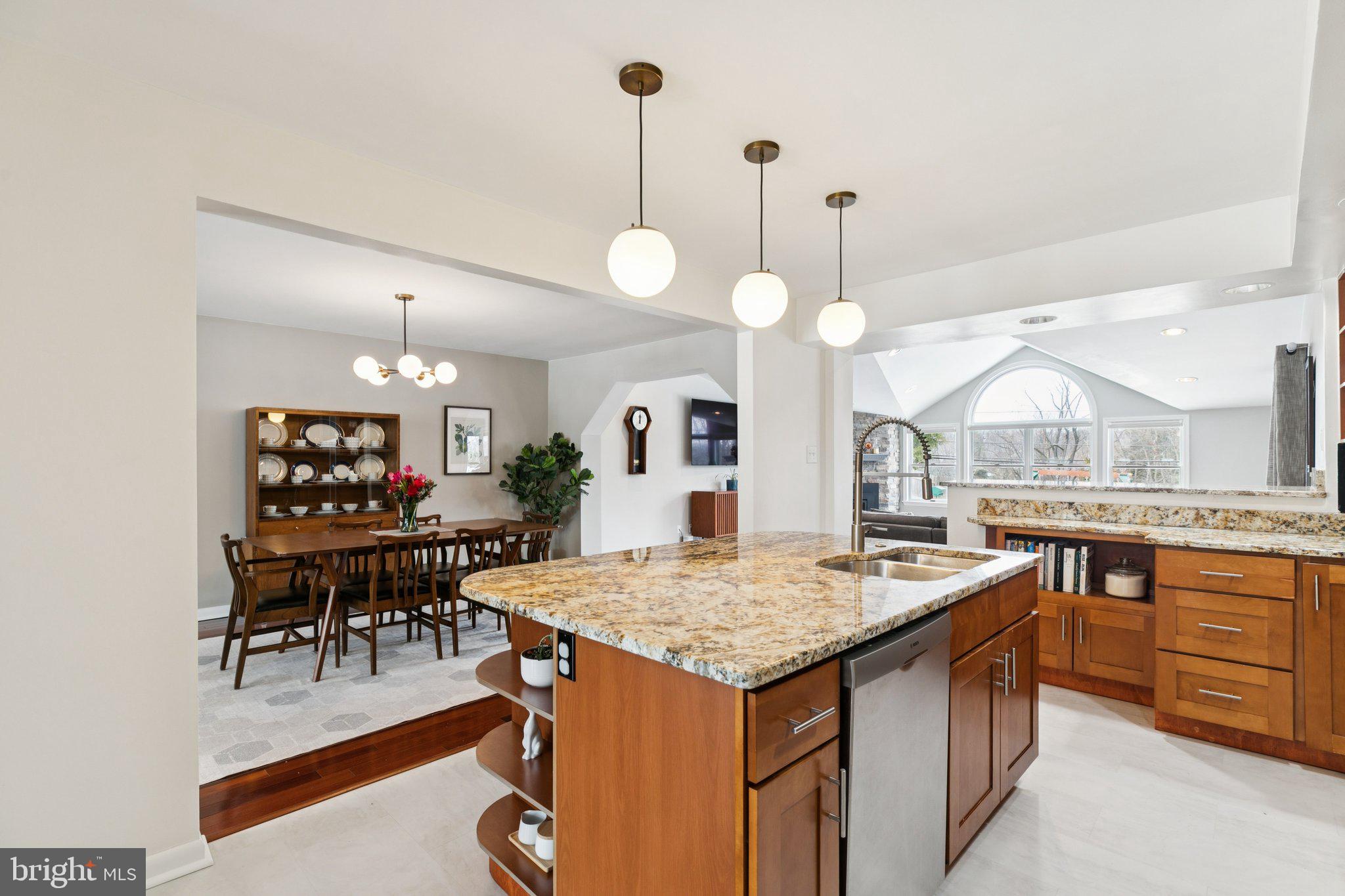 1304 GAINSBORO CIRCLE