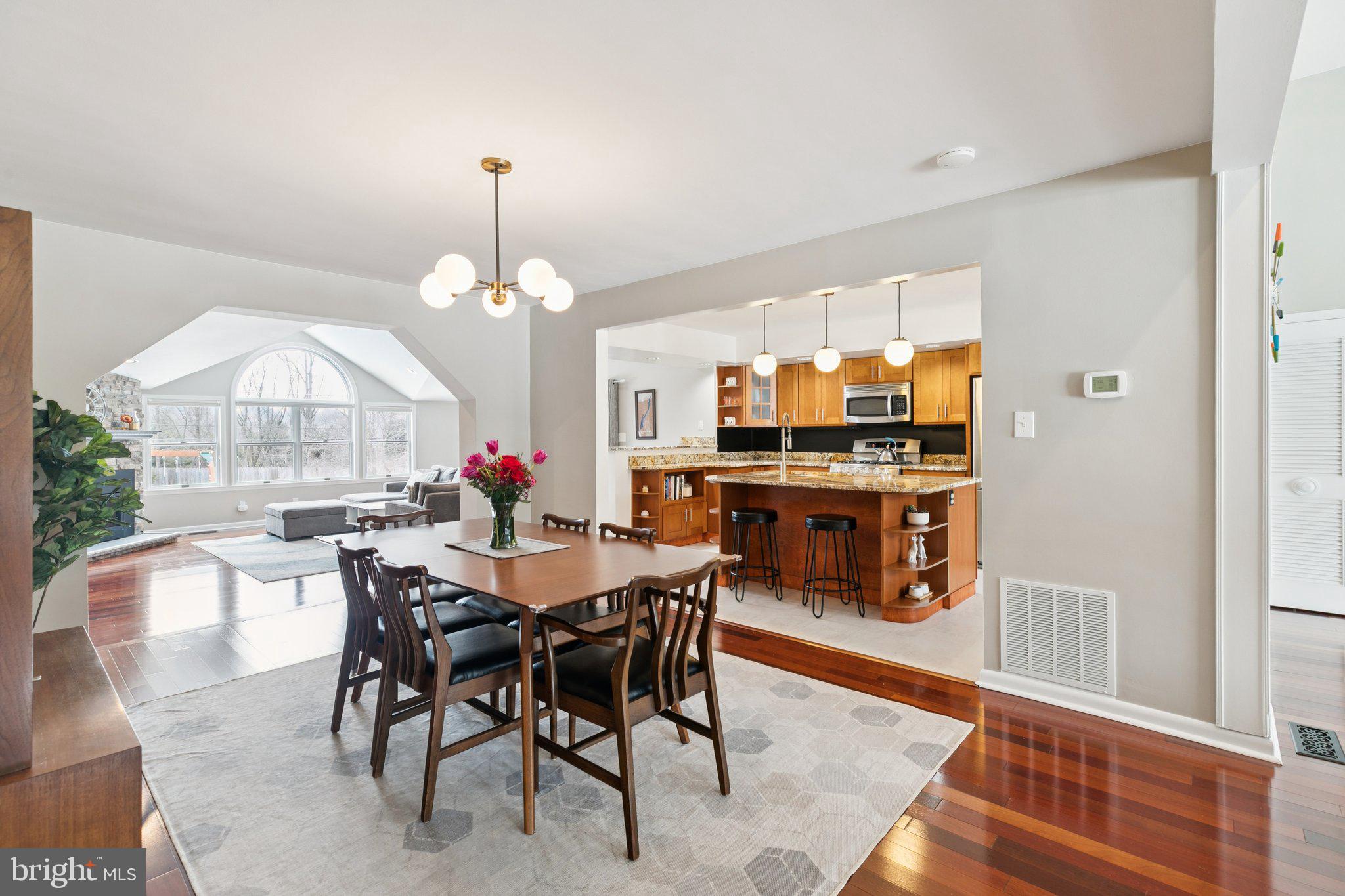 1304 GAINSBORO CIRCLE