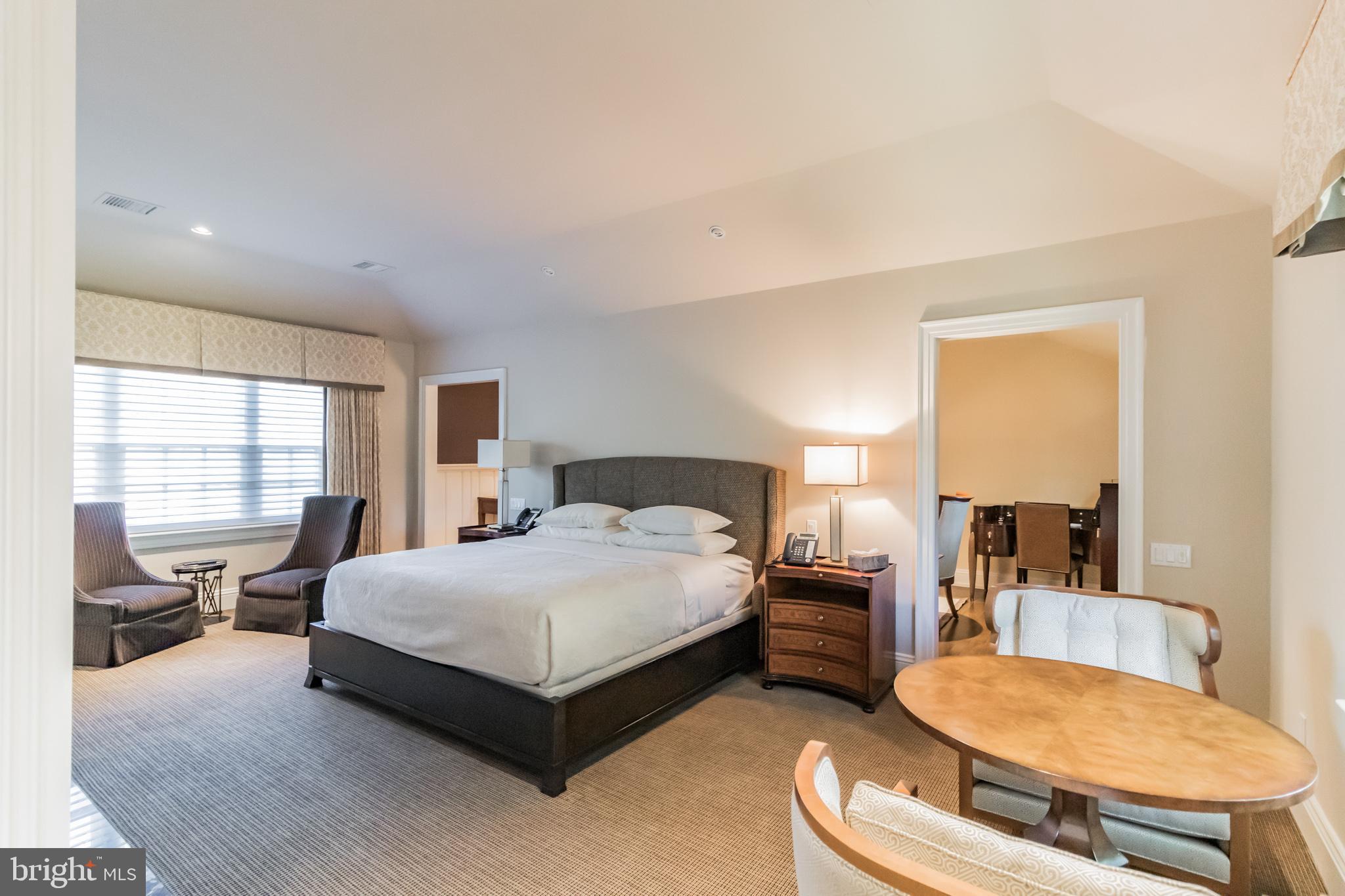 1911 STONE RIDGE LANE