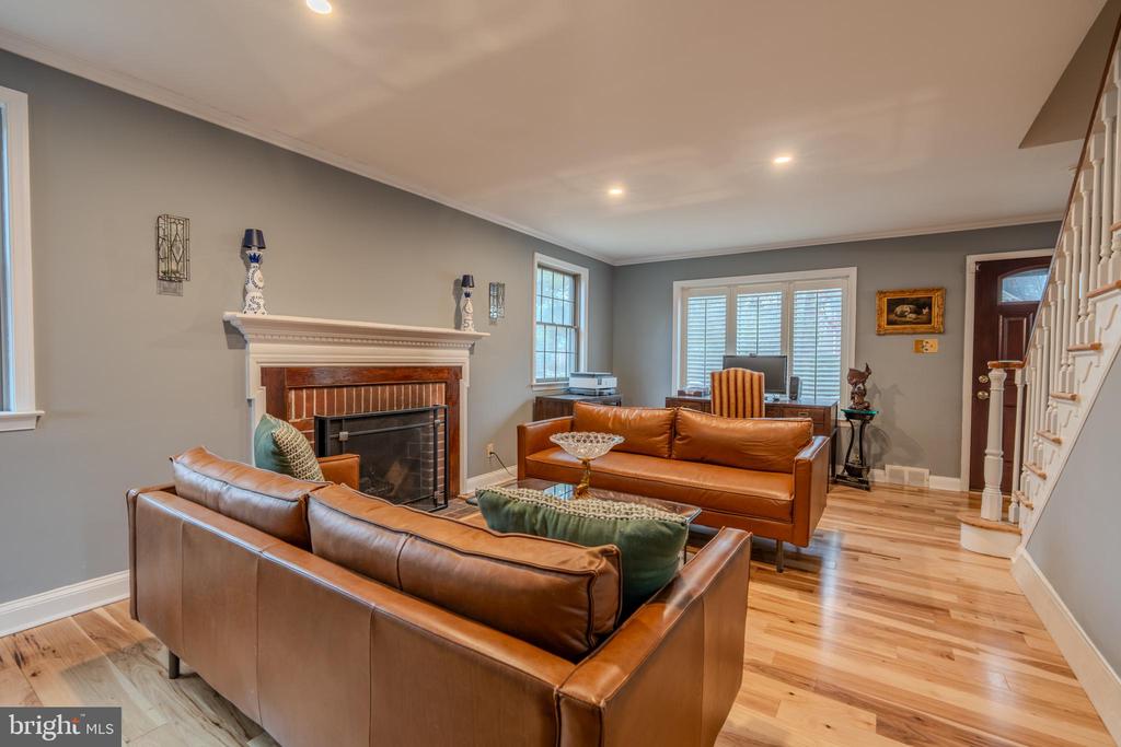 1522 KNOX ROAD