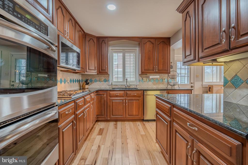 1522 KNOX ROAD