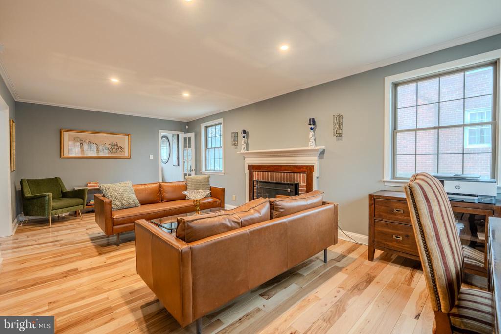 1522 KNOX ROAD
