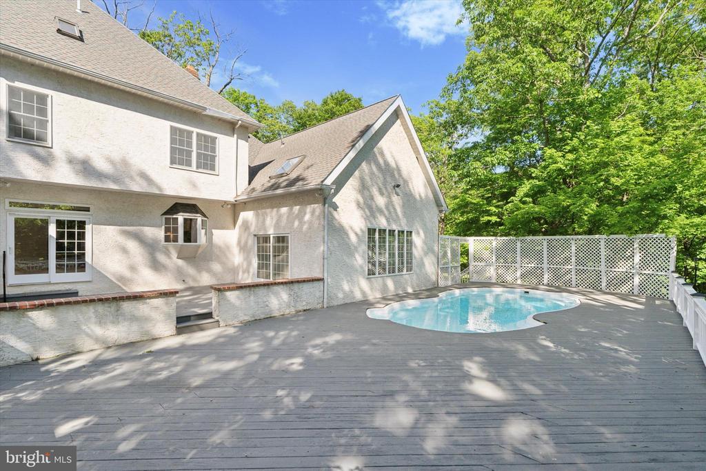 2824 HILL ROAD