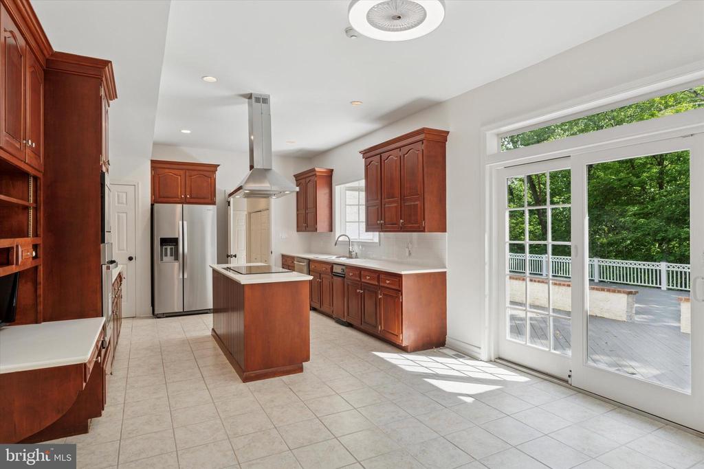 2824 HILL ROAD