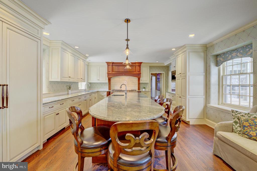 435 GARDEN LANE