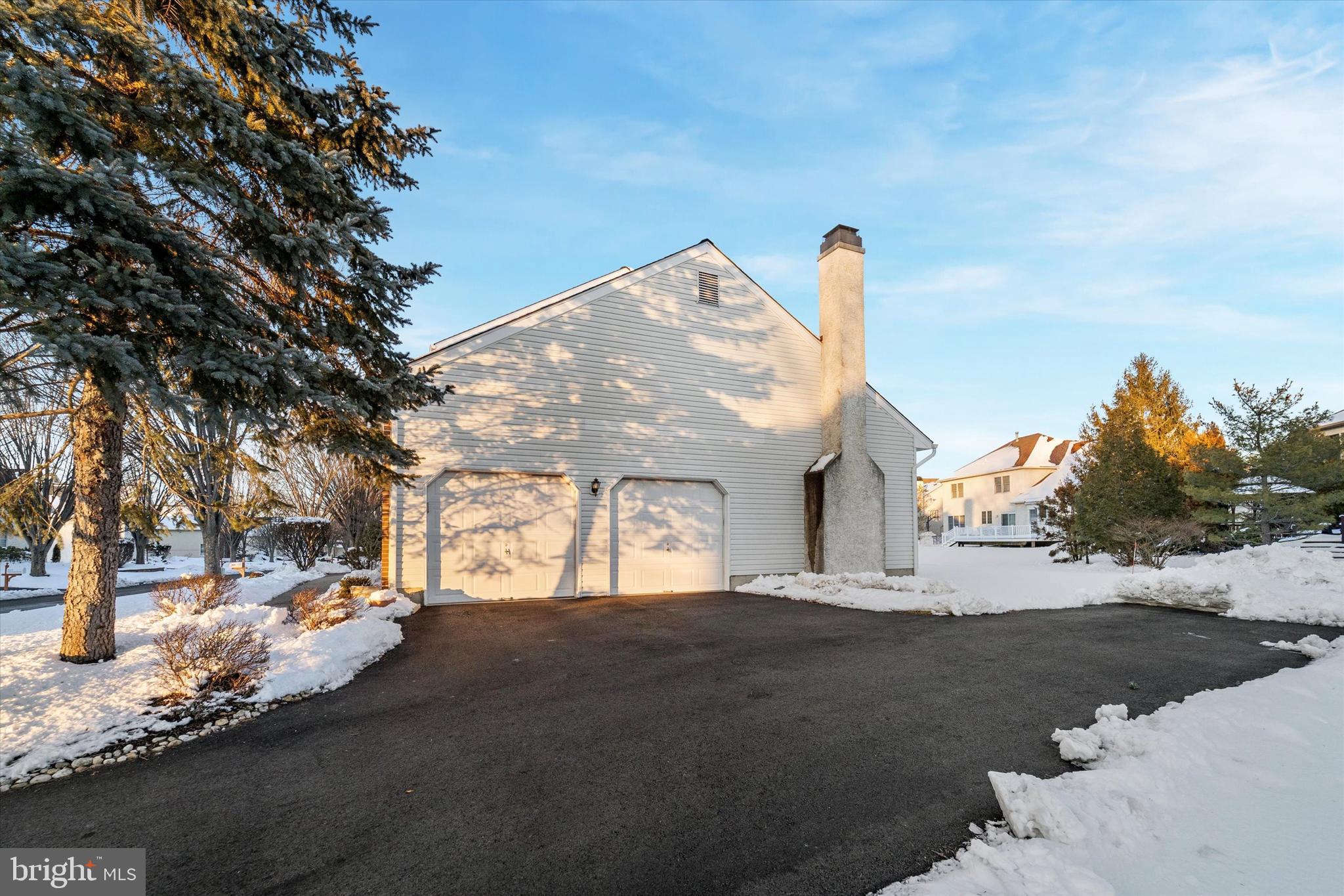 218 HAZELTINE CIRCLE