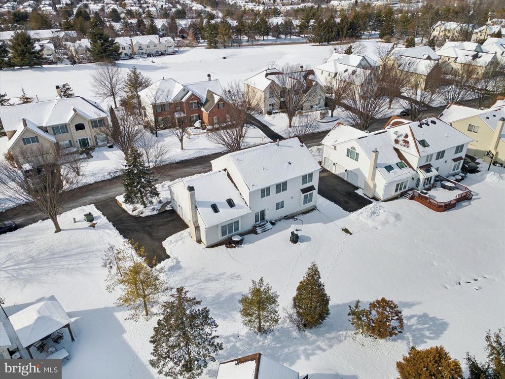 218 HAZELTINE CIRCLE