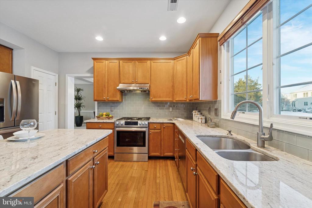 218 HAZELTINE CIRCLE