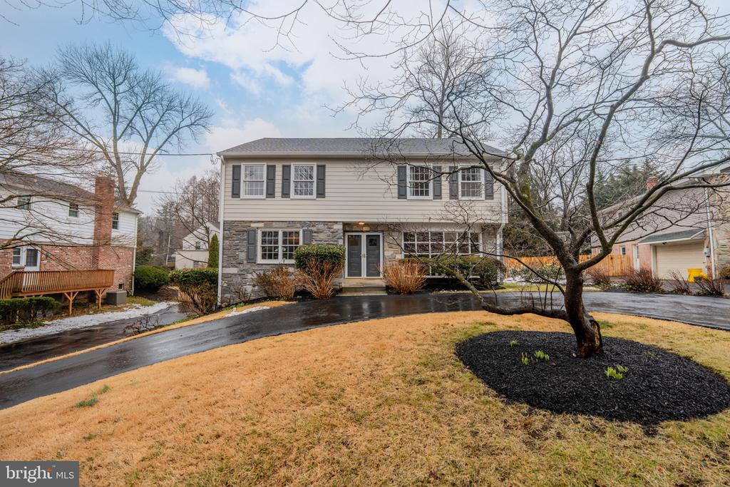 504 SABINE CIRCLE