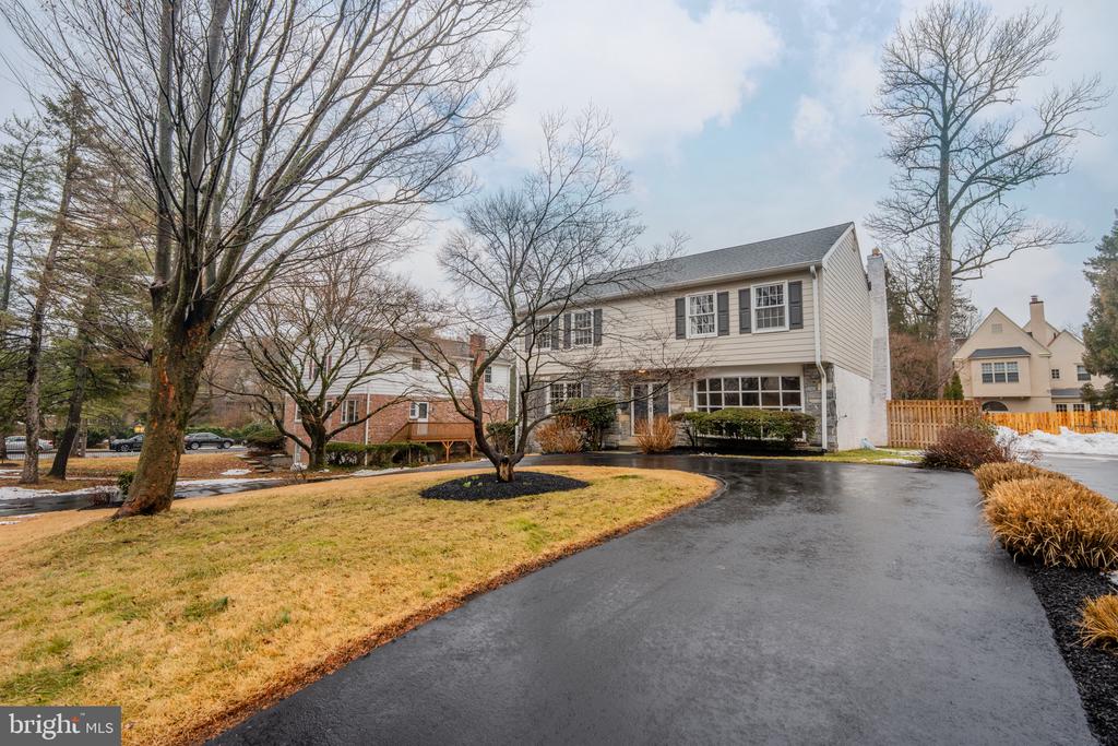 504 SABINE CIRCLE