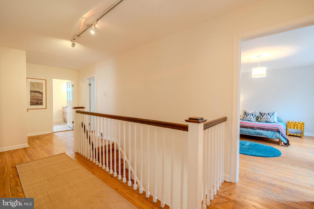 504 SABINE CIRCLE