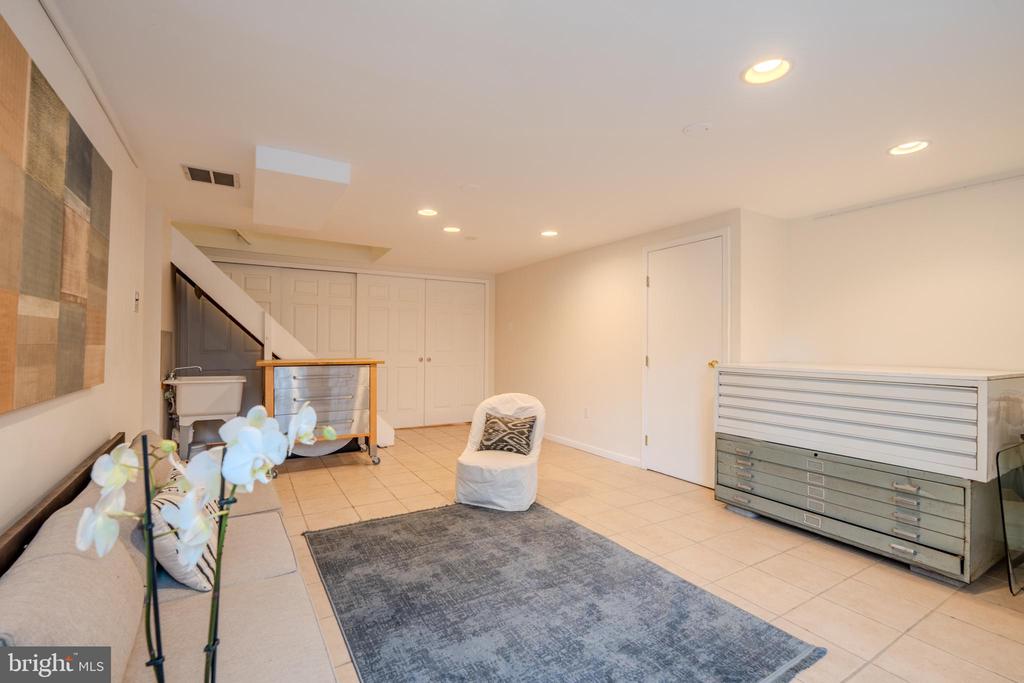 504 SABINE CIRCLE