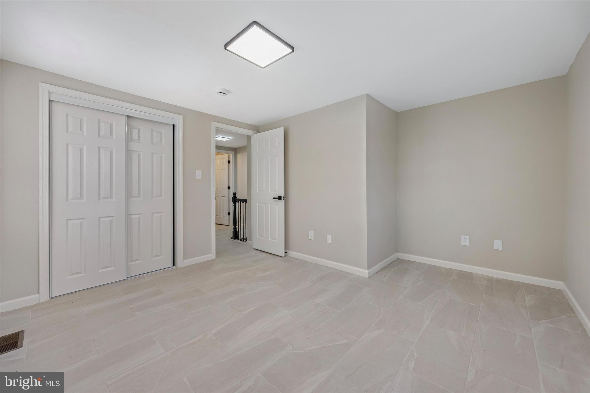 431 LOGAN AVENUE 2