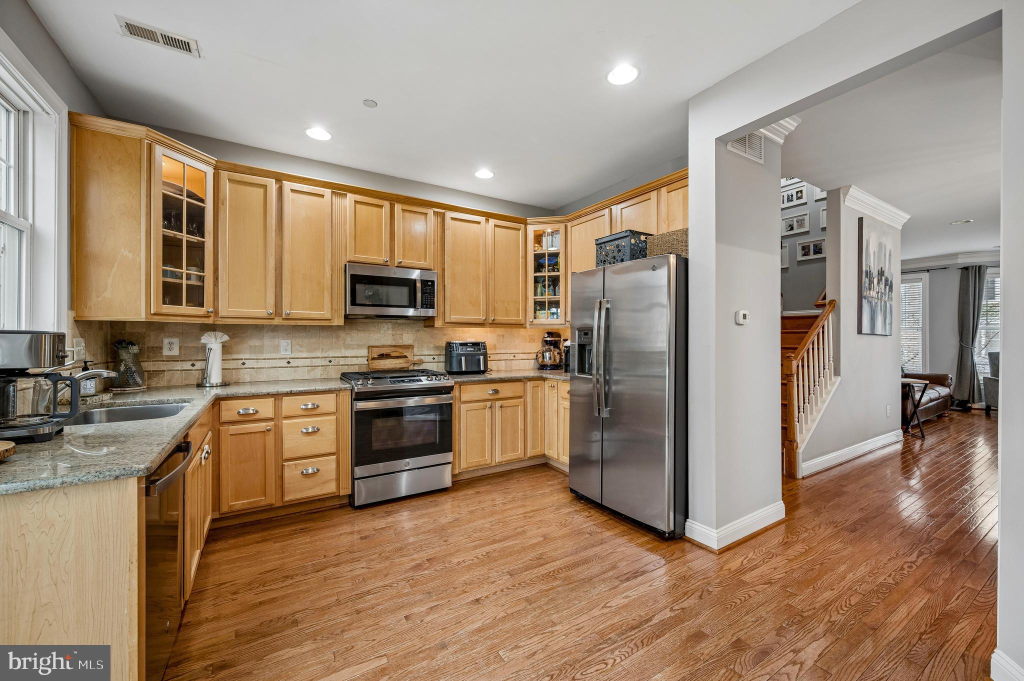 201 COBBLESTONE DRIVE