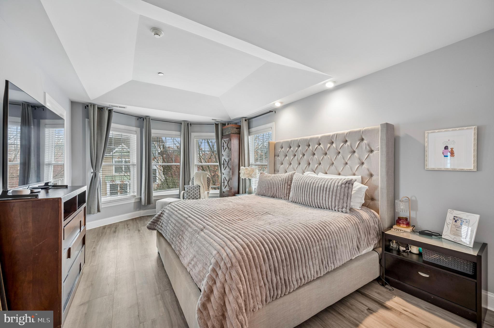 201 COBBLESTONE DRIVE