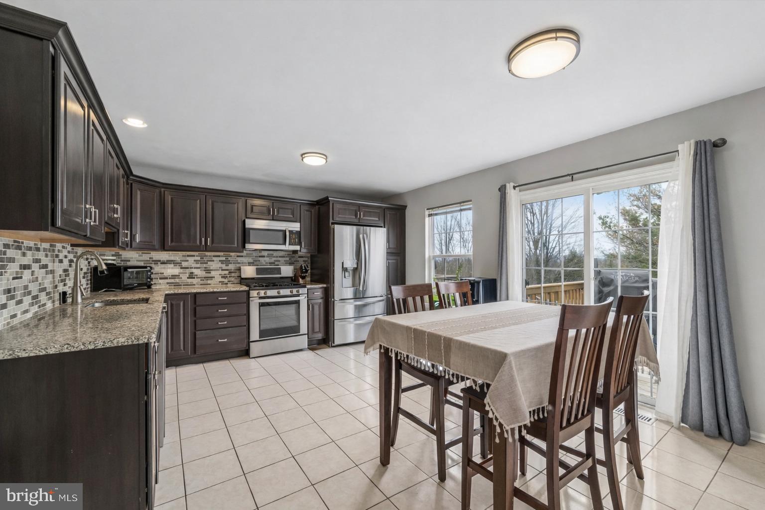 34 GRAYMONT CIRCLE