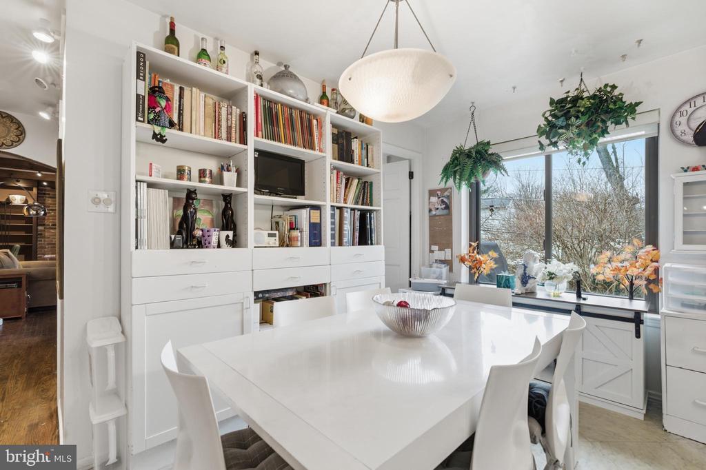 822 WICKFIELD ROAD