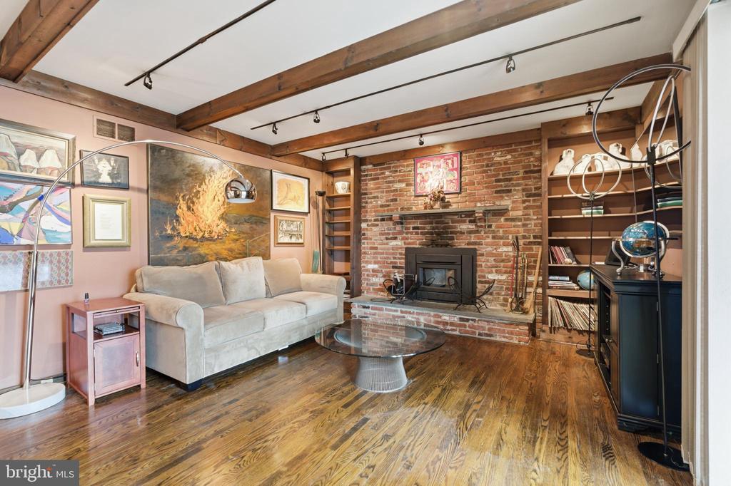 822 WICKFIELD ROAD