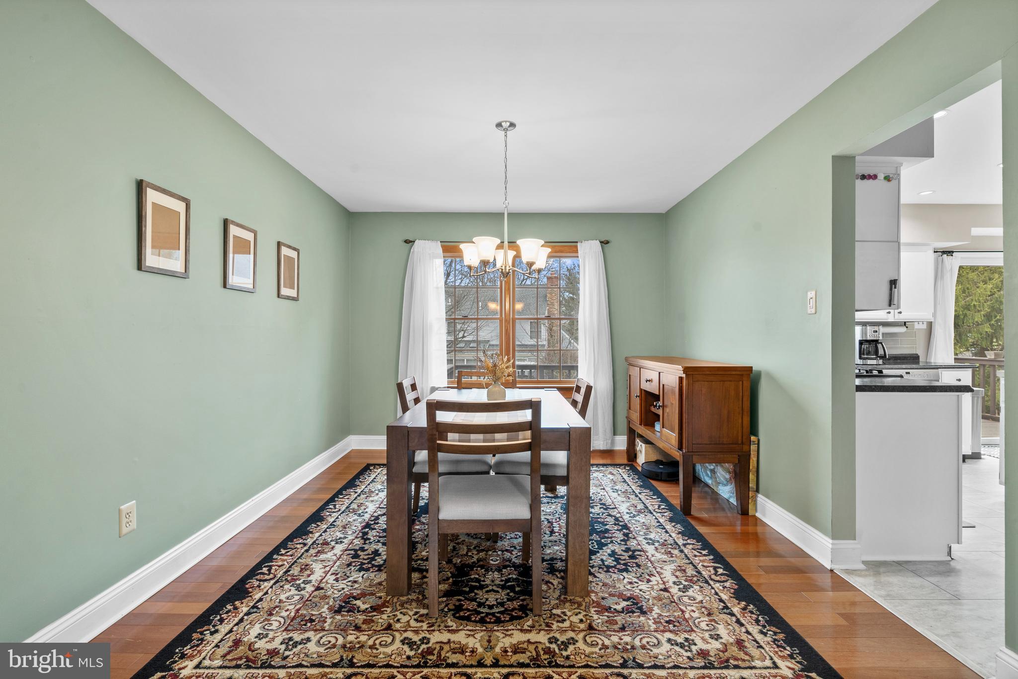 119 CHATHAM PLACE