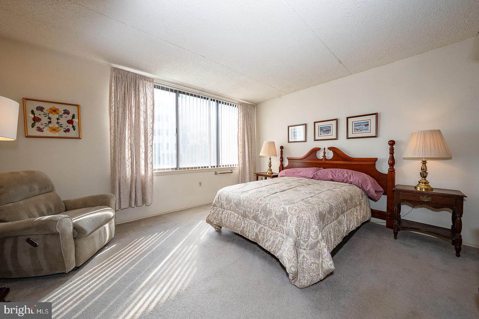 19 ROCK HILL ROAD 1-G