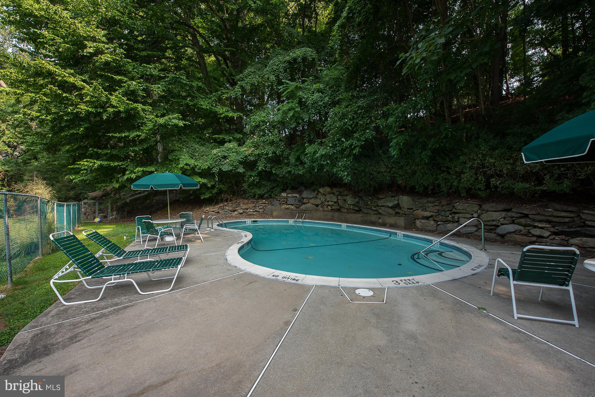 19 ROCK HILL ROAD 1-G