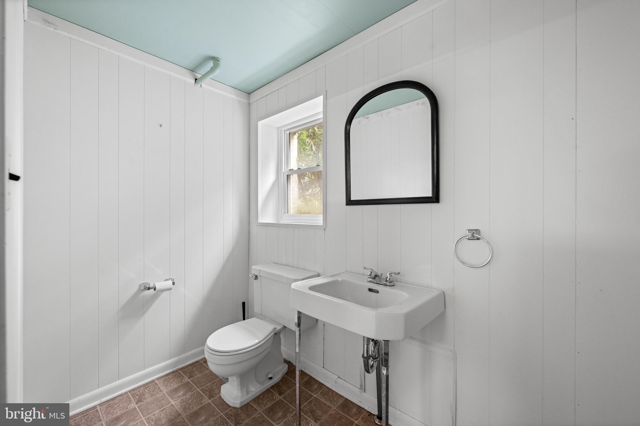 316 MCCLENAGHAN MILL ROAD