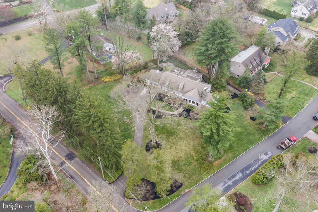 316 MCCLENAGHAN MILL ROAD