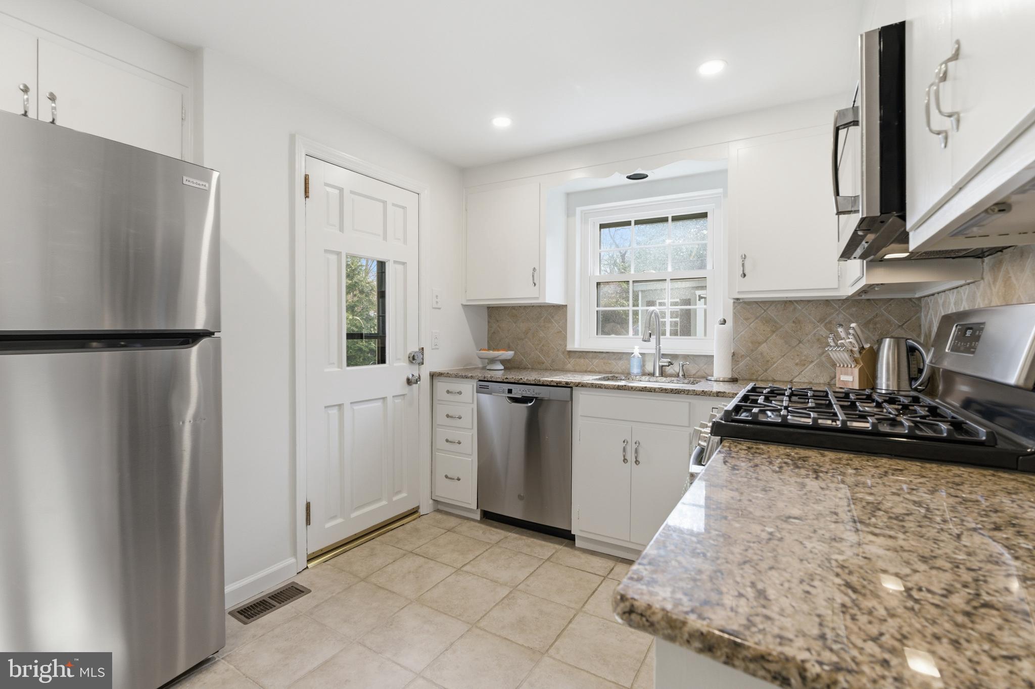 529 SHORTRIDGE DRIVE