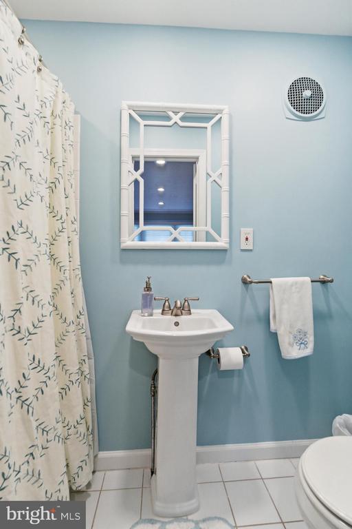 529 SHORTRIDGE DRIVE