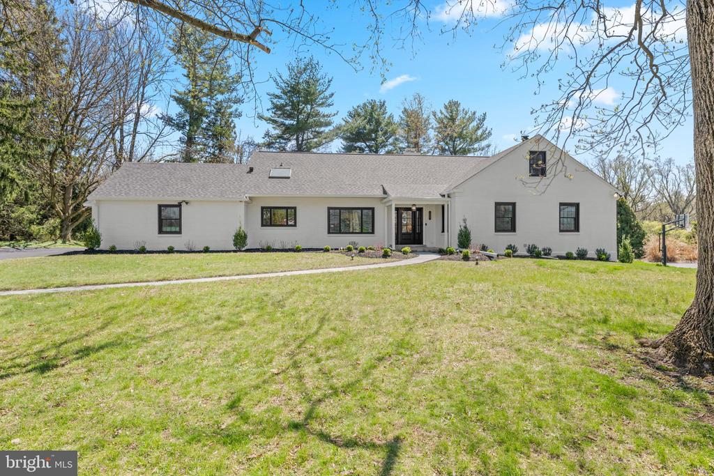 1021 WALSH LANE