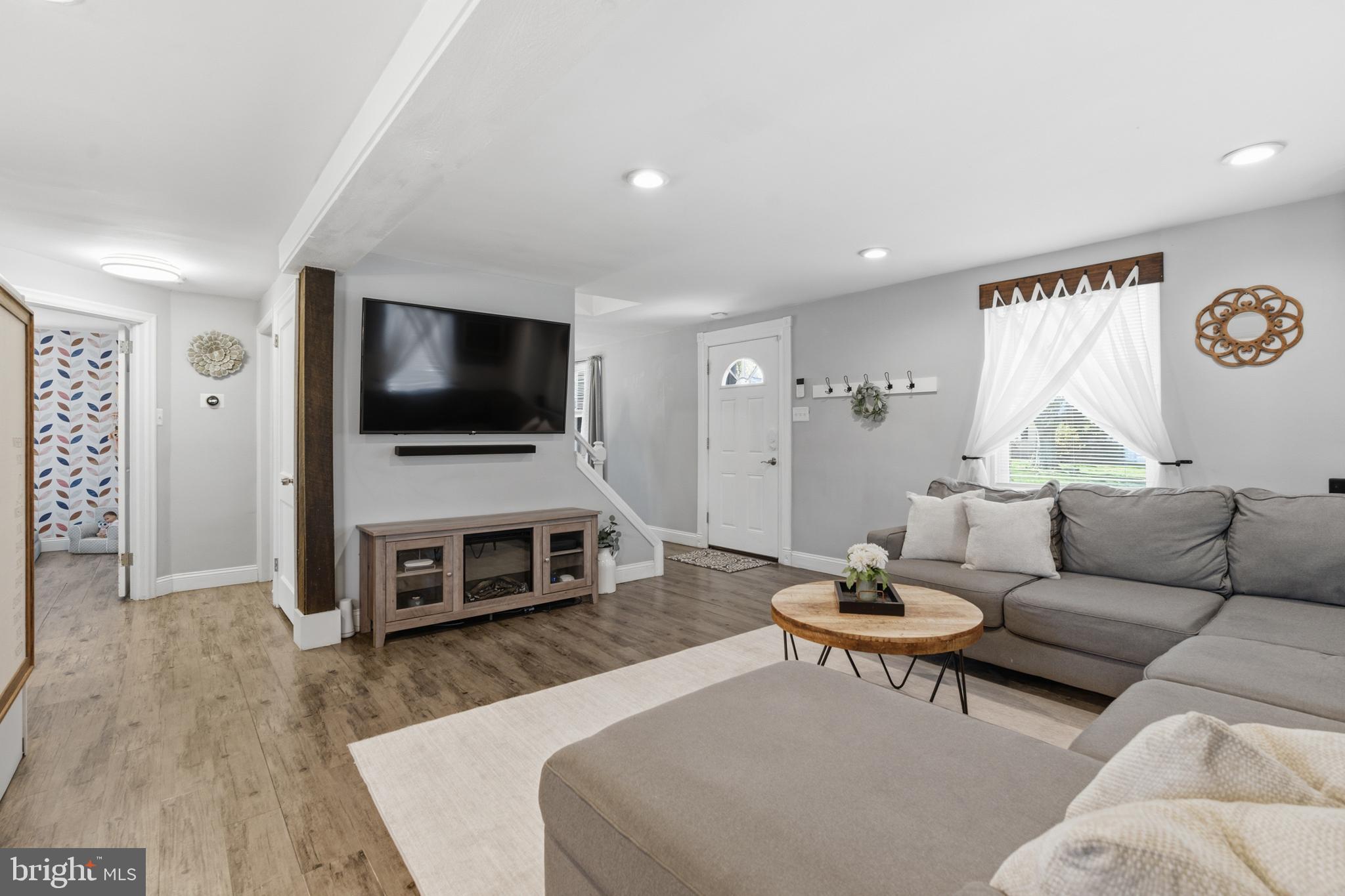 1014 THRUSH LANE