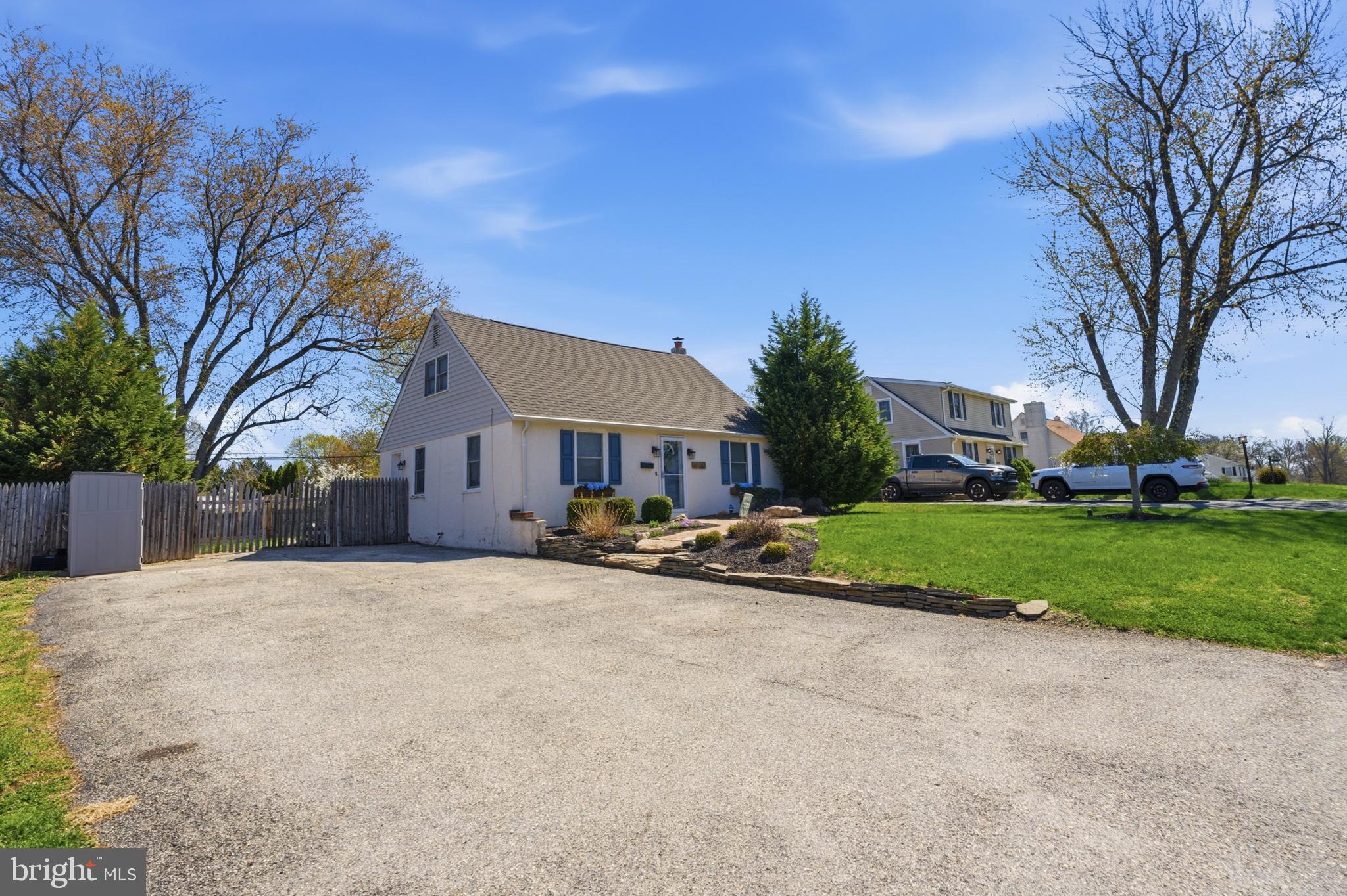 1014 THRUSH LANE