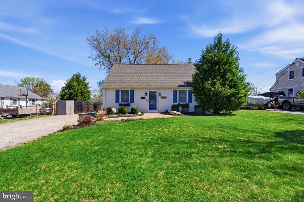 1014 THRUSH LANE