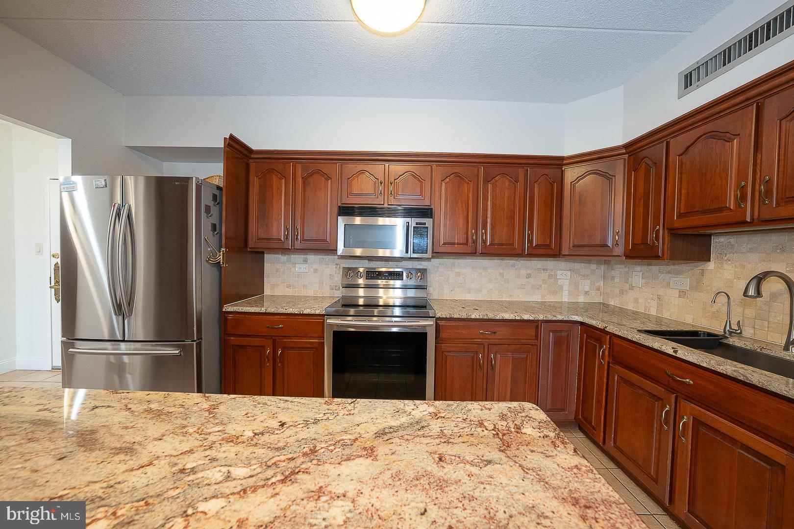 20925 VALLEY FORGE CIRCLE 925