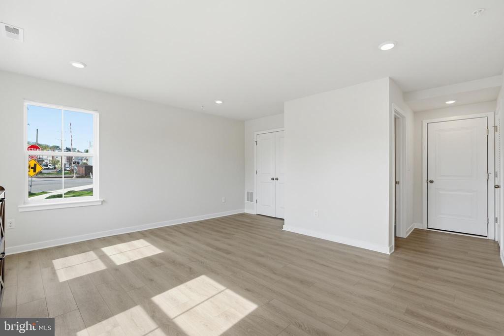 65 E FRONT STREET