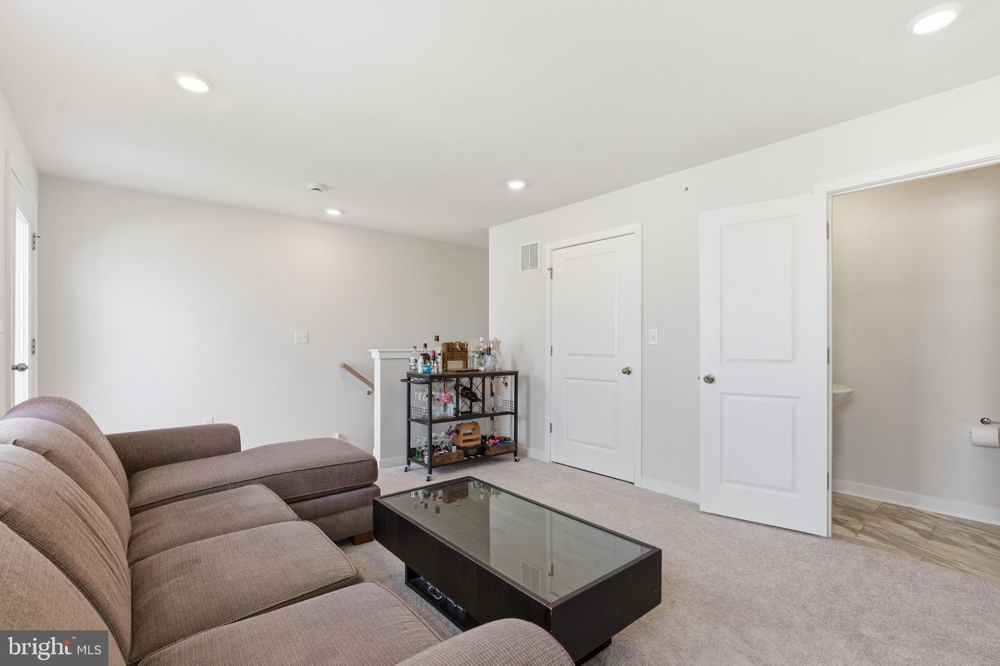 65 E FRONT STREET