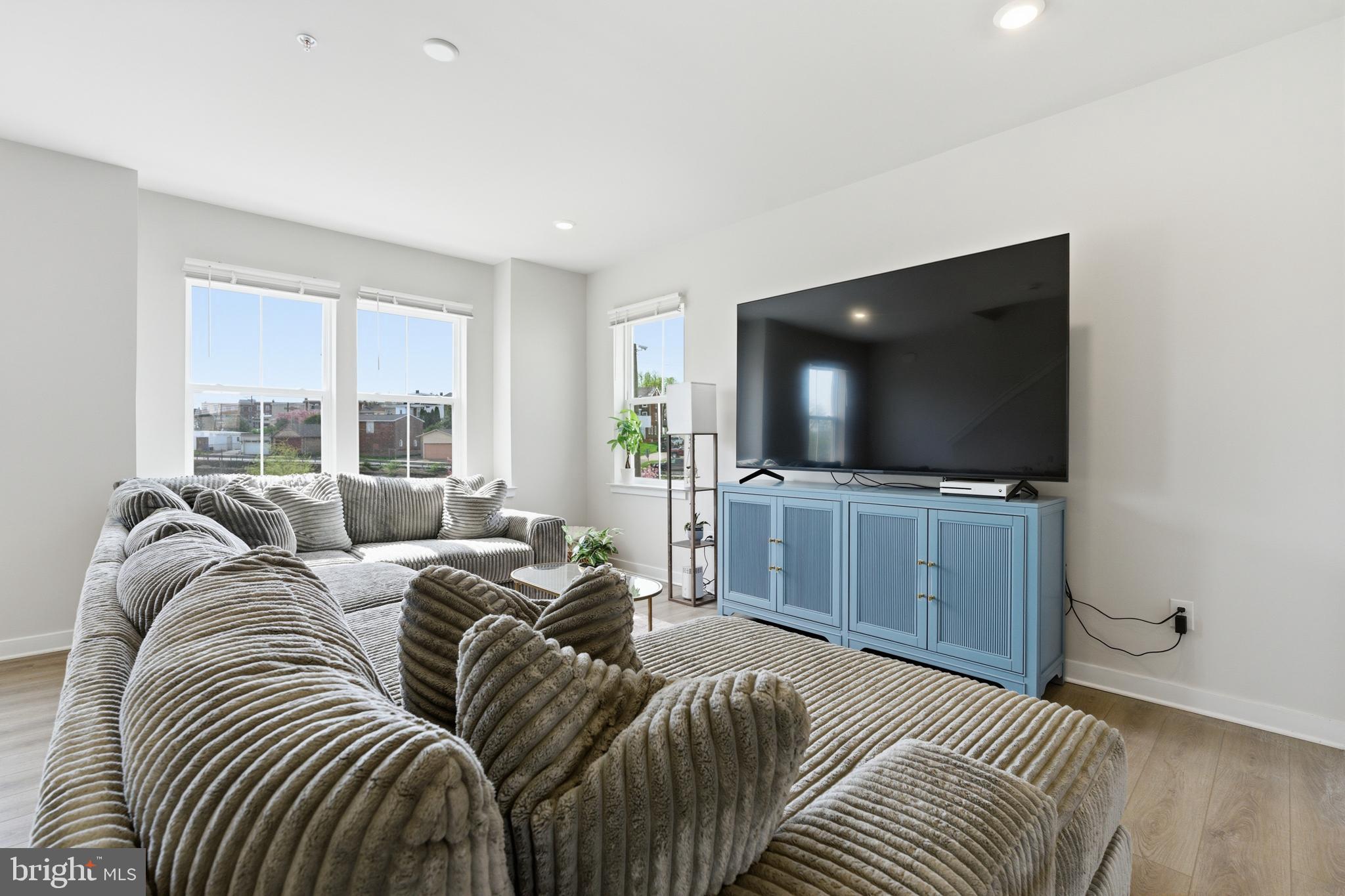 65 E FRONT STREET