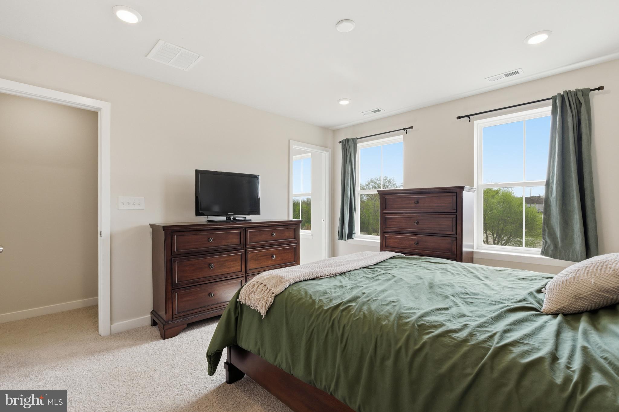 65 E FRONT STREET