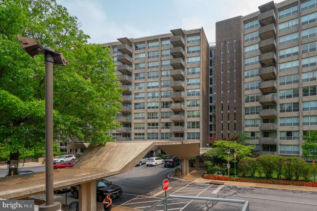 1001 CITY AVENUE W-1003