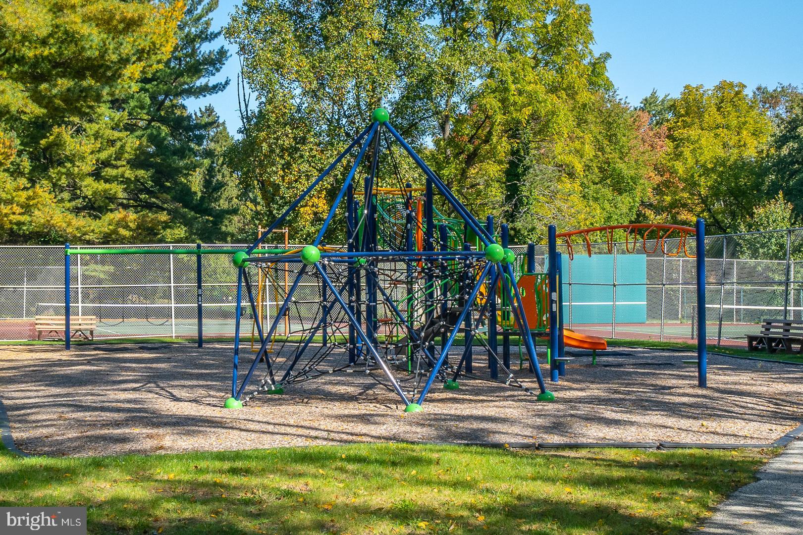 1001 CITY AVENUE W-1003