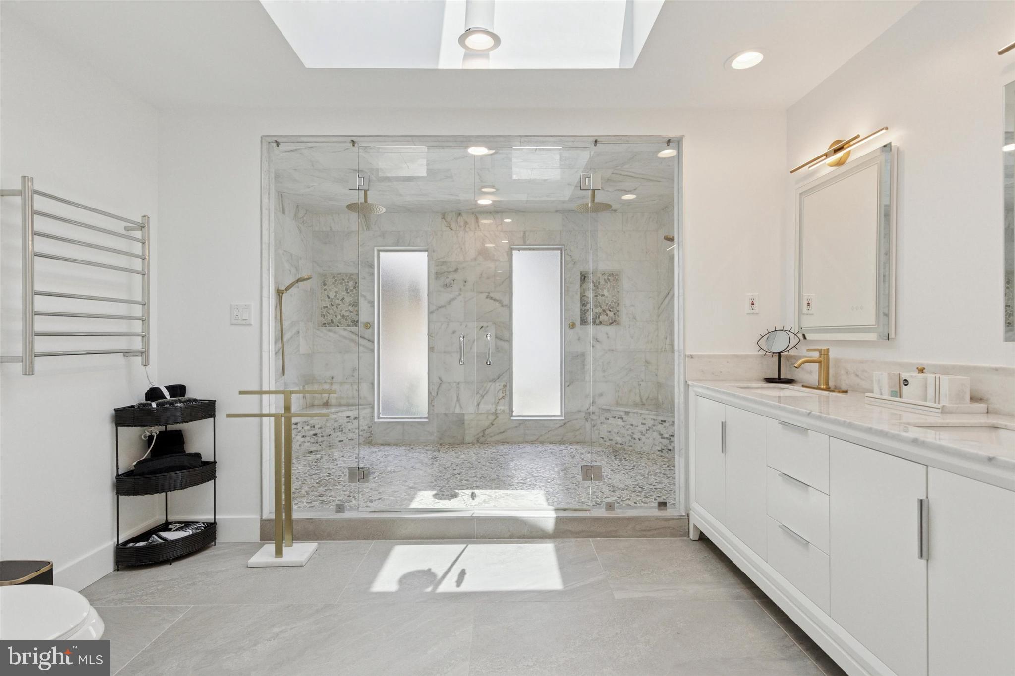 1220 VALLEY ROAD