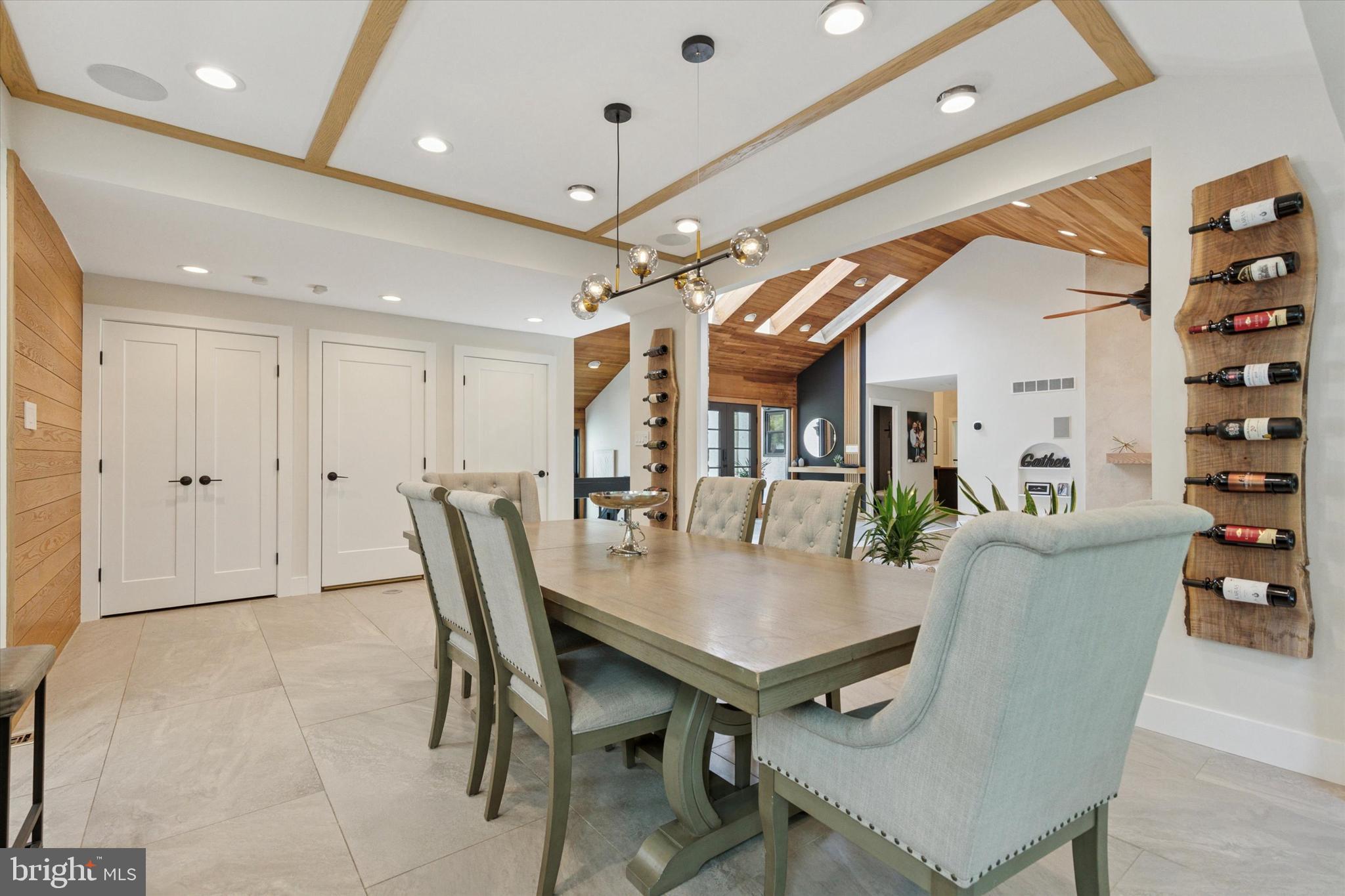 1220 VALLEY ROAD