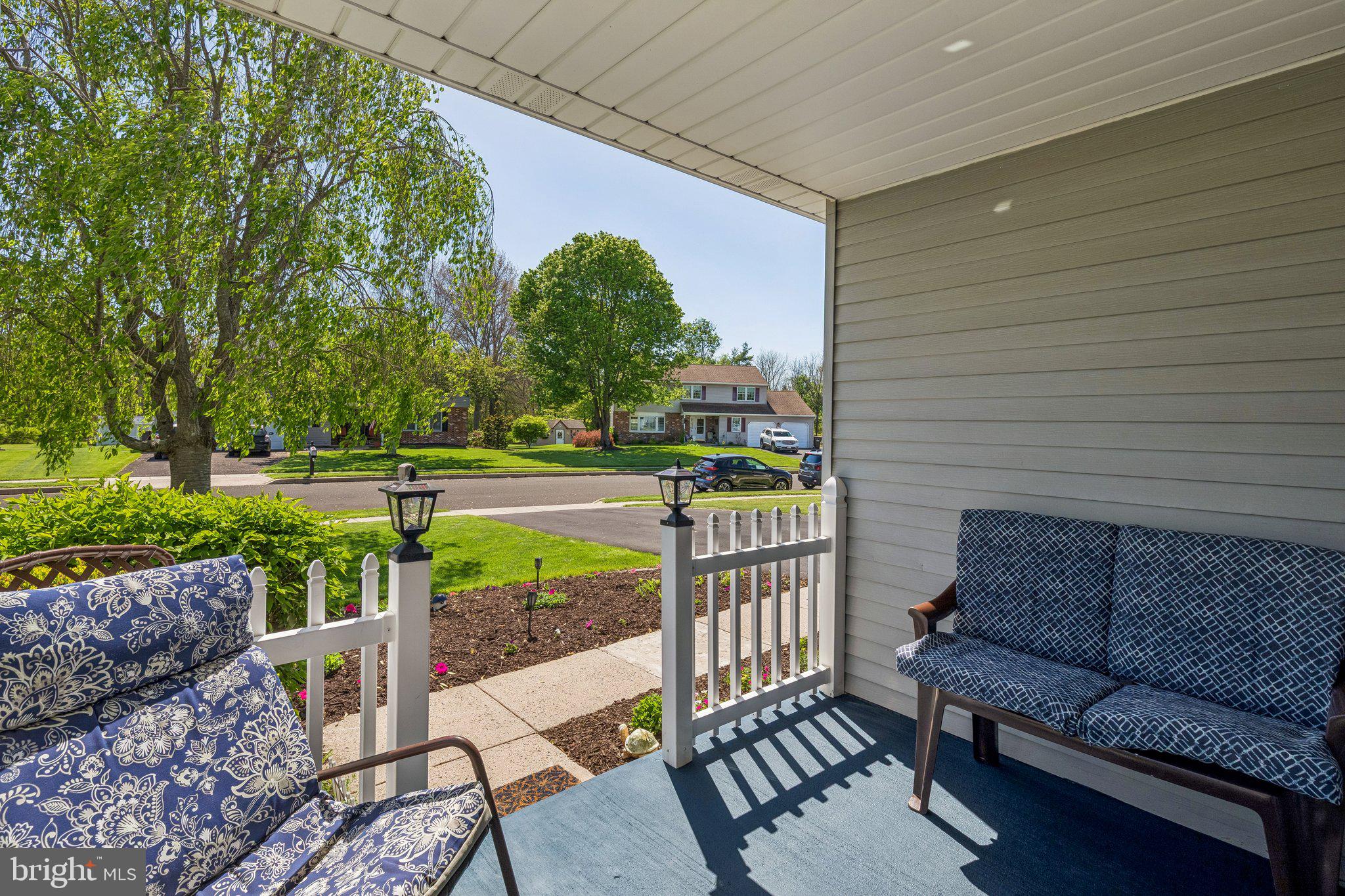 1375 DOWNING DRIVE