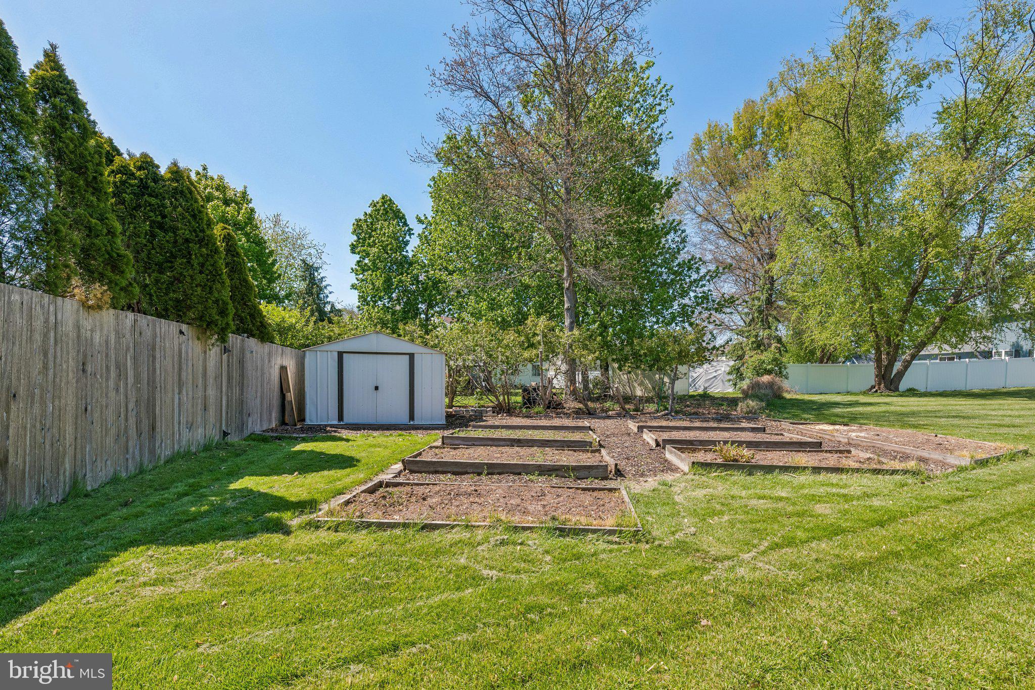 1375 DOWNING DRIVE