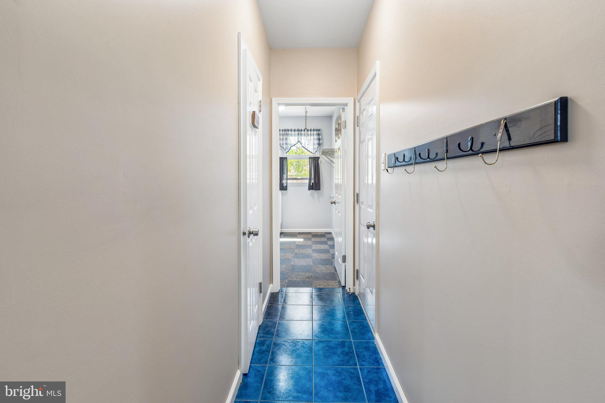 1375 DOWNING DRIVE