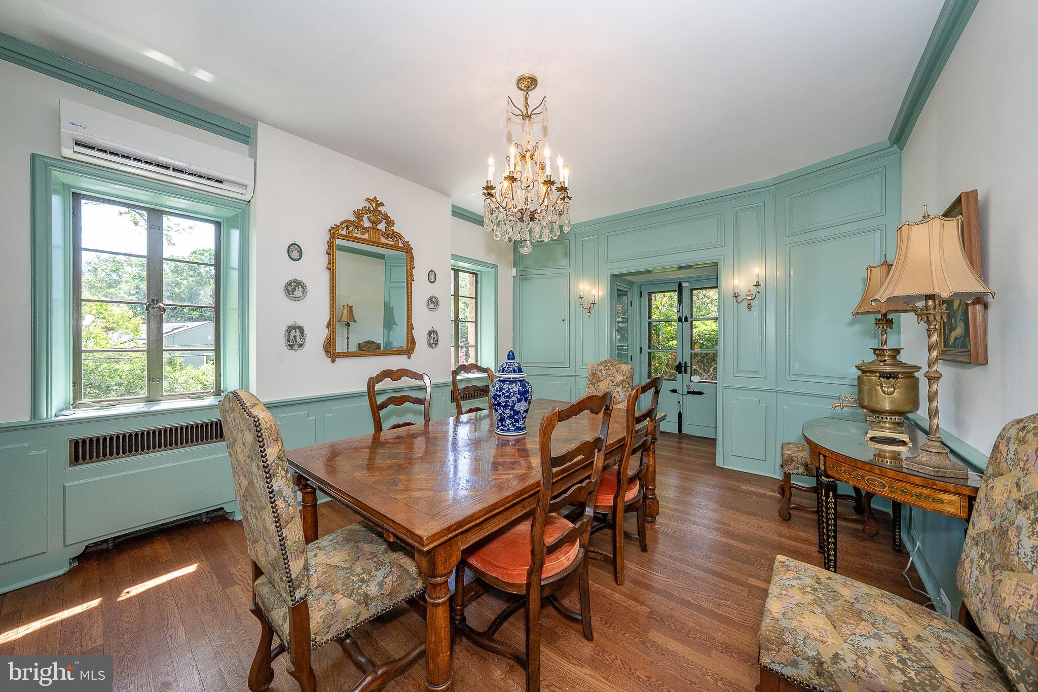 1187 RYDAL ROAD